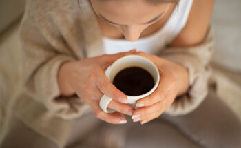 Descafeinado é melhor para o estômago do que café?