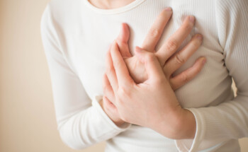 Dor no peito é o único sinal ou sintoma de enfarte?