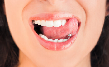Piercings na língua: Quais os riscos e como minimizá-los? 