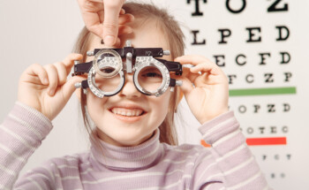 O seu filho vê bem? 5 sinais de alerta para ir ao oftalmologista