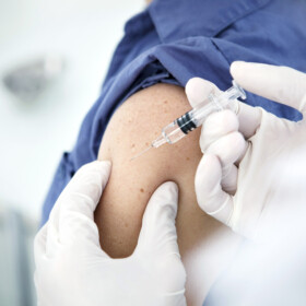 Vacina contra a gripe causa gripe?