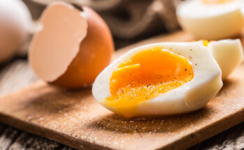 Comer ovo cura a ressaca?