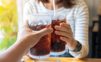 Estudo prova que beber Cola Zero na gravidez causa autismo no bebé?