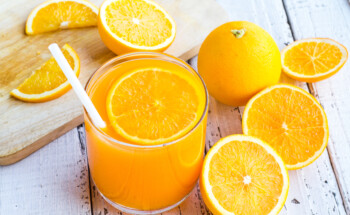 Afinal, o sumo de laranja é saudável ou um “veneno para a saúde”?